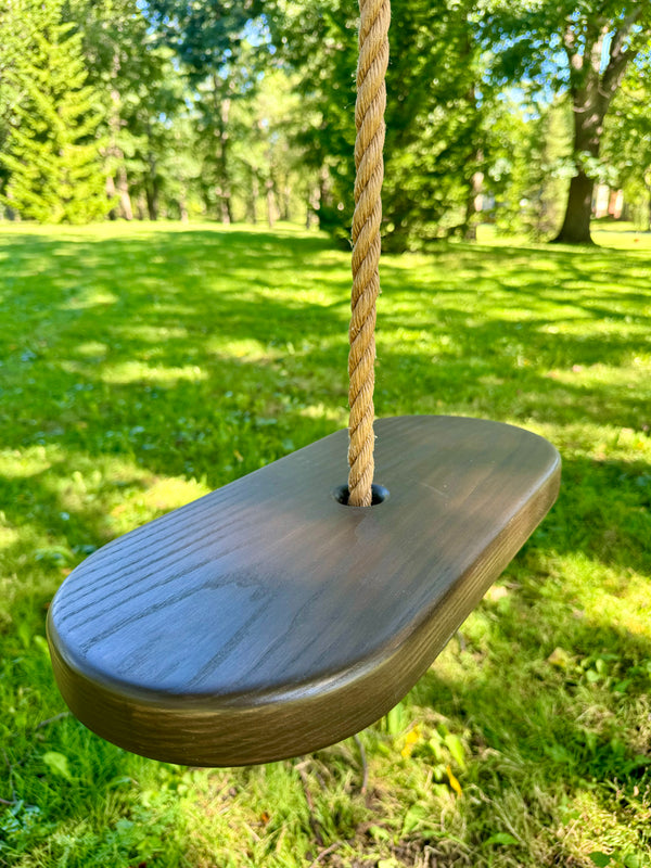 Tree Swing w/knotted climbing rope and hanging hardware