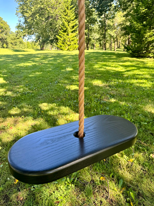 Tree Swing w/knotted climbing rope and hanging hardware