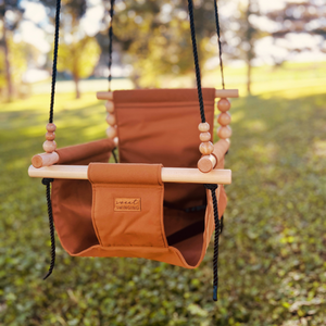 Sweet Swinging Baby / Toddler Swing