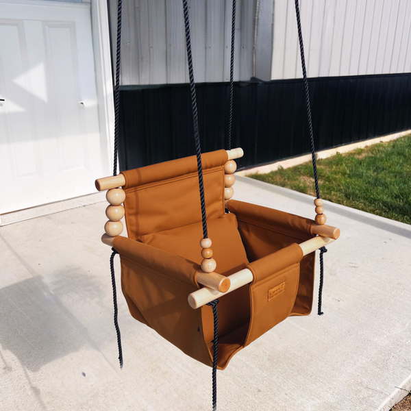 Sweet Swinging Baby / Toddler Swing